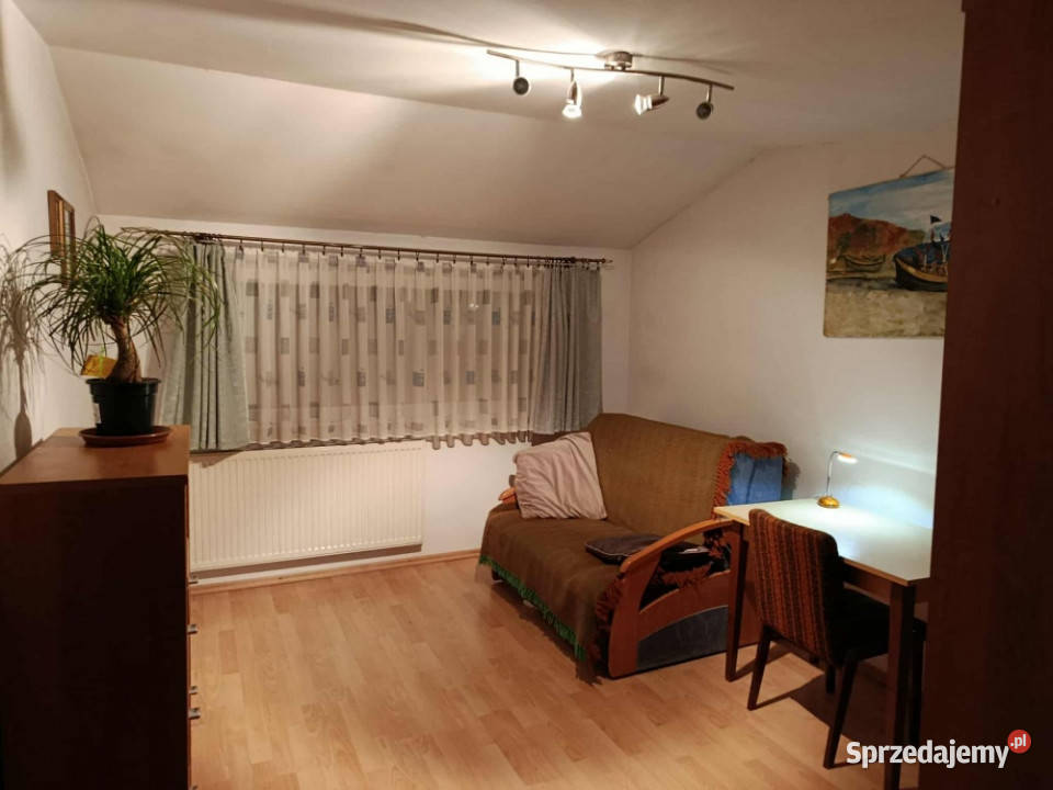 Dom wolnostojący 122 m2 6 pokoi z piwnicą i 2 piętra