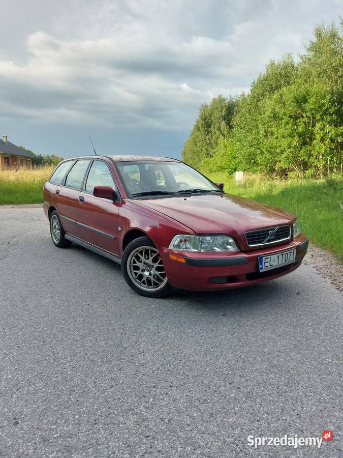 Volvo v40 2003r 18b Kamieńsk