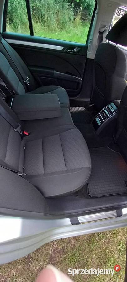 Ładny superb 20 tdi xenon keyless 2000cm3