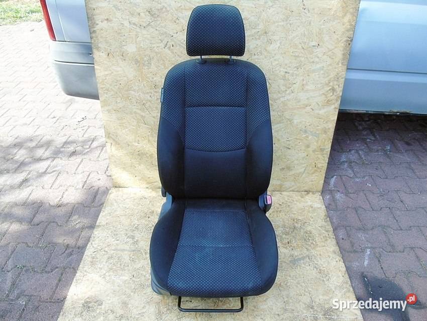 FOTEL PASAŻERA PRAWY PRZÓD HYUNDAI I30 I 2010 HB osobowe Fotele i kanapy Sosnowiec