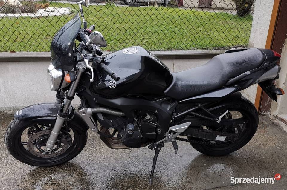 Yamaha FZ6 Black Edition