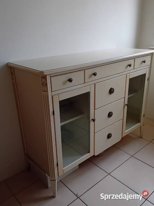 Bufet drewniana szafka z szufladami i półkami w Warszawa