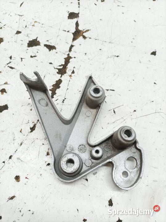 UCHWYTY MOCOWANIE LAMPY KIERUNKÓW PRAWY PRZÓD