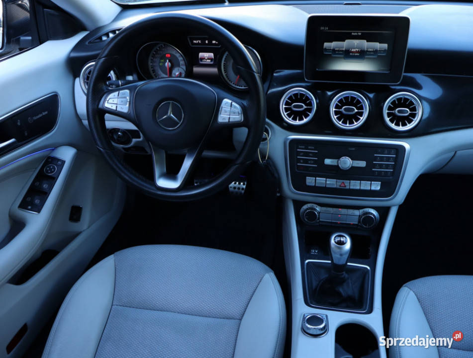 Mercedes CLA 180 mazowieckie Piaseczno