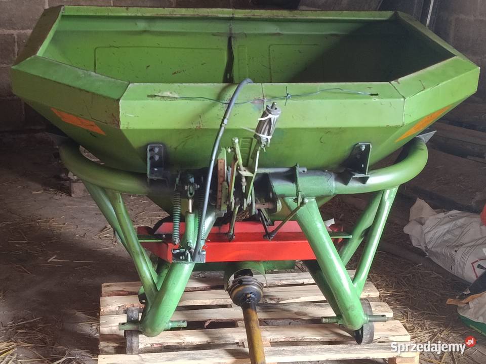 Rozsiewacz nawozów Amazone zaf 804 r z podlaskie Mońki
