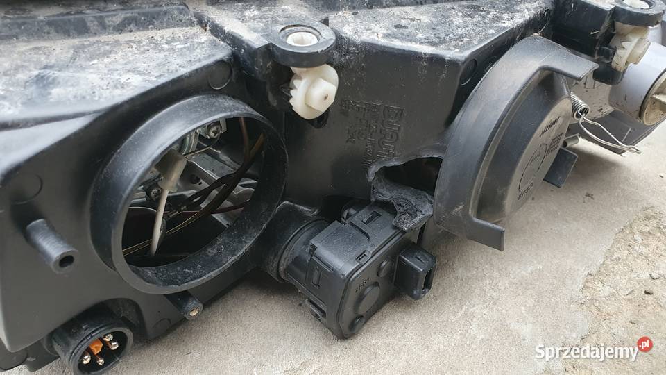 passat b5 lampy przód osobowe lubelskie Kiełczewice Dolne