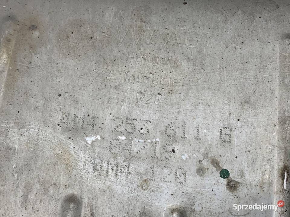 TŁUMIK WYDECHOWY AUDI Q8 4M4253611G 30 286 osobowe