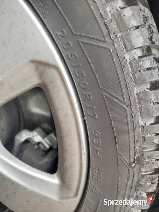 Alufelgi Audi a 3 8v 17 z oponami zimowymi Pajęczno
