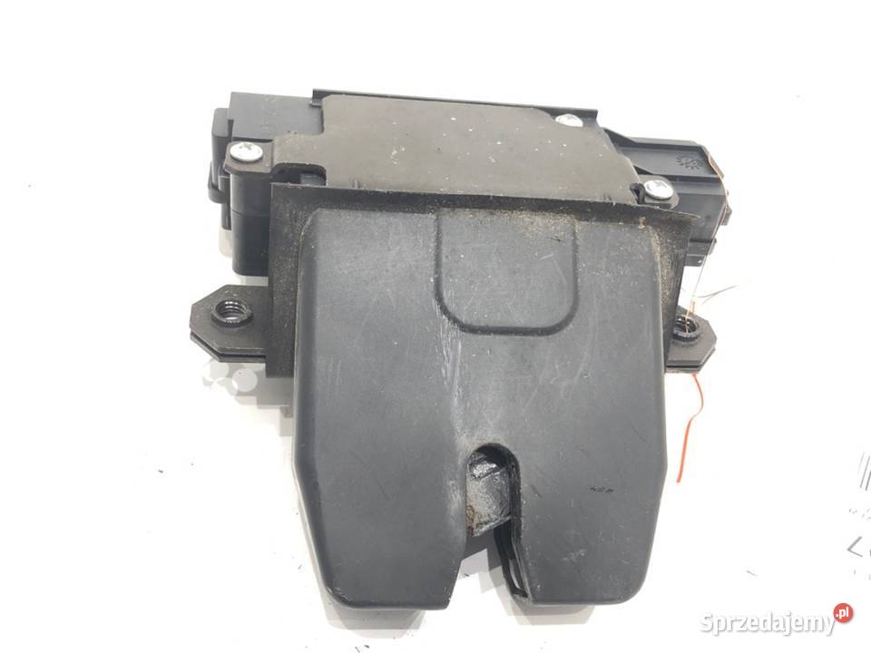 ZAMEK KLAPY TYŁ FORD FOCUS C Minivan podkarpackie