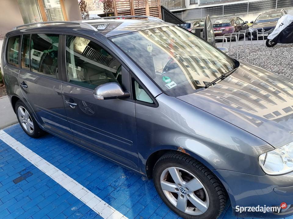 VW Touran 2006r 105KM