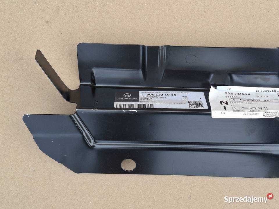 MERCEDES SPRINTER W906 CRAFTER WYCINKA DOLNA Bieleń