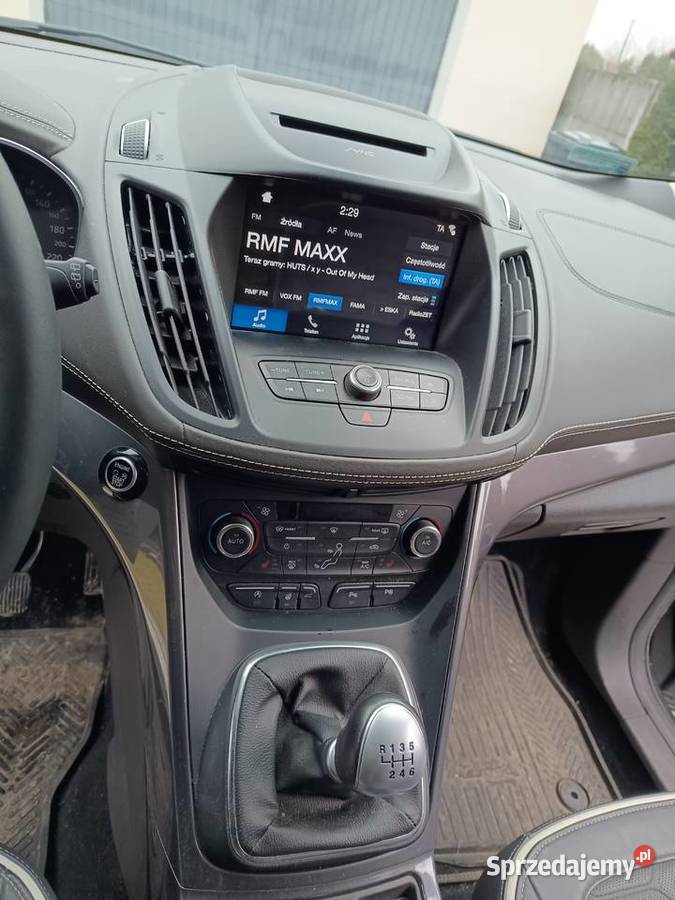 Ford Kuga Vignale bluetooth świętokrzyskie