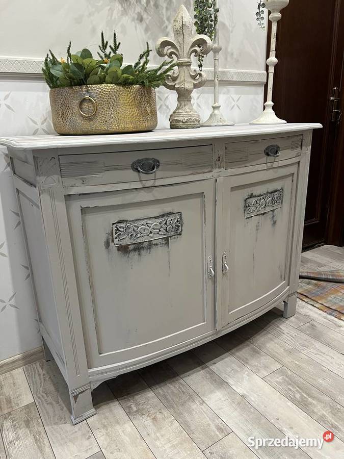 Stara drewniana komoda bielona Żary