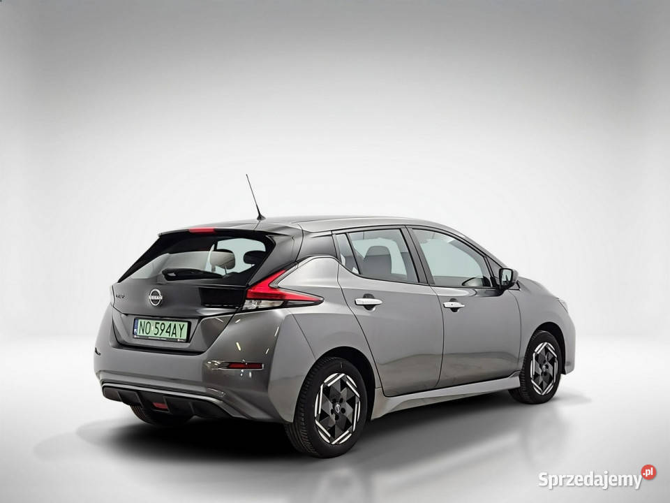 Nissan Leaf 40kWh Acenta Z Polskiego Salonu srebrny Warszawa