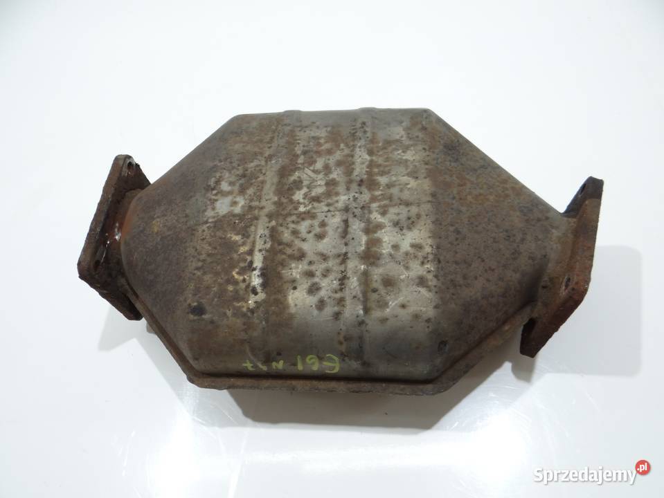 PUSZKA KATALIZATORA BMW E60 E61 N47 20D 4295261 Katalizatory Strzyżewice