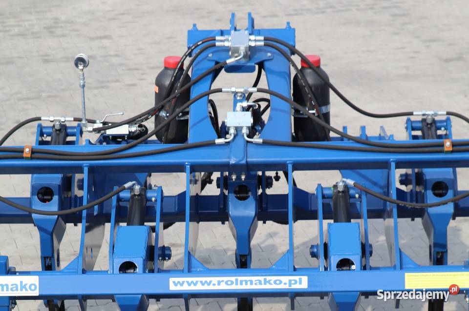 Pług dłutowy U624 szer 3m nieuszkodzony Głębosze Proszówka