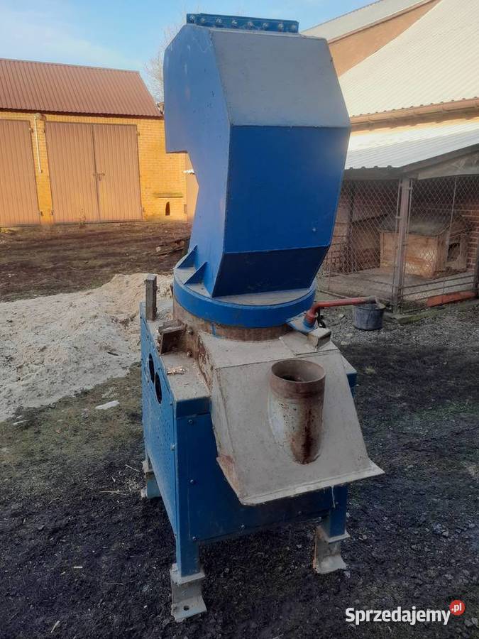 Rębak rozdrabniacz do kabli biomasy Chwałowice