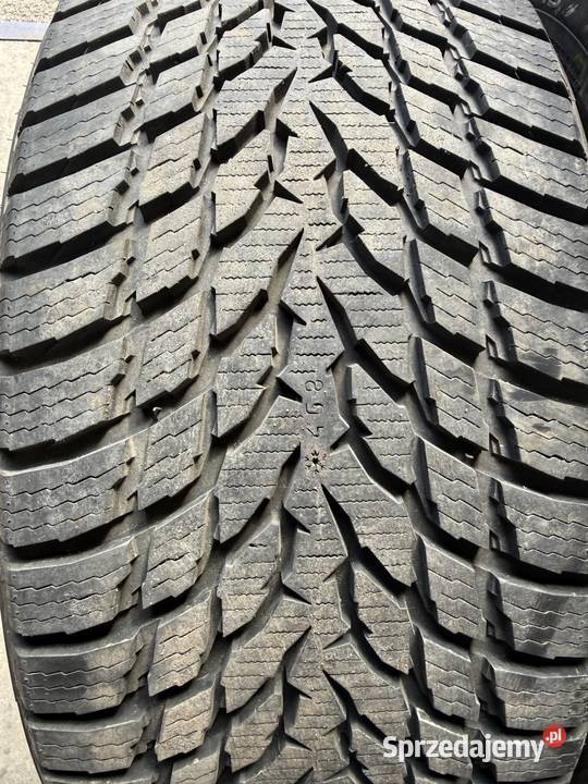 Opony Zimowe 23540R19 NOKIAN SNOWPROOF 1 Trzyciąż