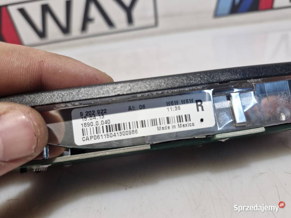 BMW OE 9202922 BMW F11 F25 F26 LAMPKA WNĘTRZA osobowe dolnośląskie