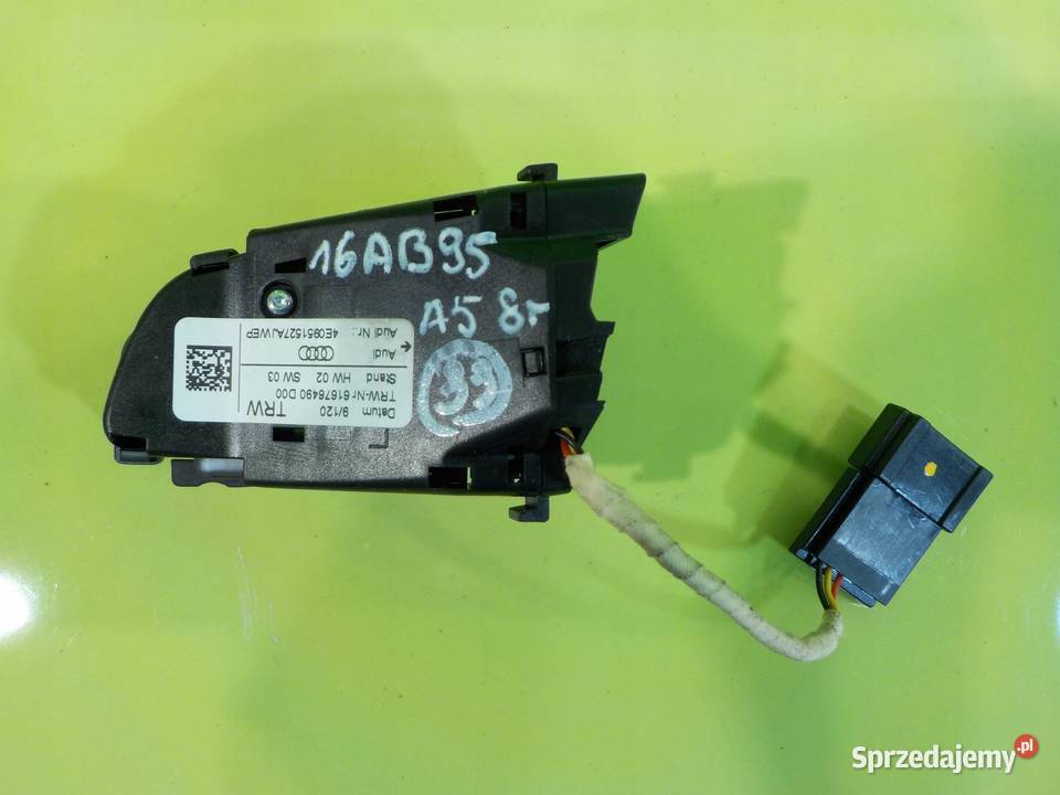 AUDI A5 8T 20 TFSI 09r COUPE 2D przelaczniki Suków
