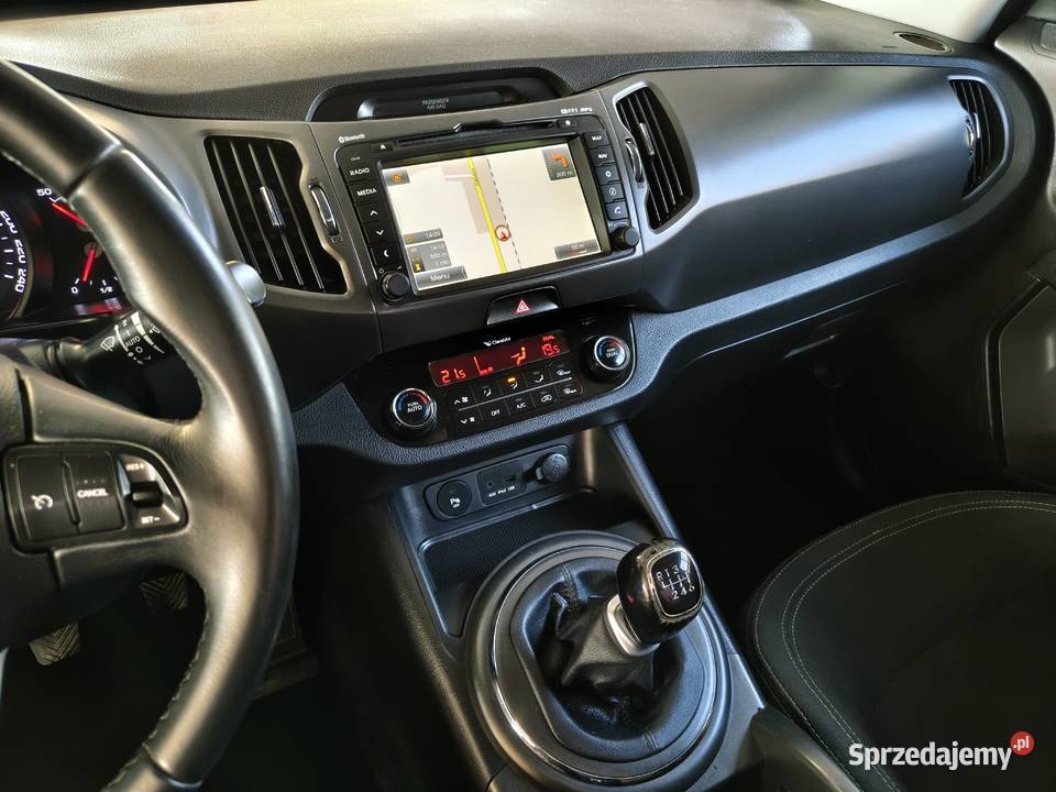 Kia Sportage Navi Kamera 17CRDI Ładna Bogate Rok produkcji 2013 Zarszyn