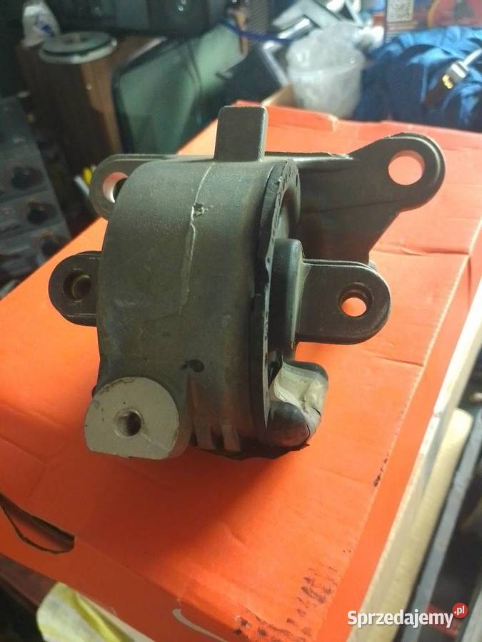 Ford Fiesta mk4 poduszka skrzyni silnik 13 Podpory Wągrowiec