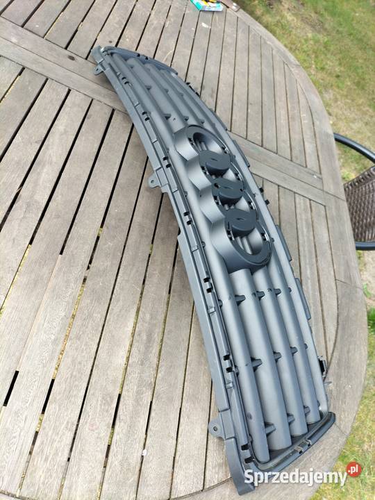 Oryginalny grill atrapa Audi A4B6 cabrio stan Pozostałe Chocianów sprzedam