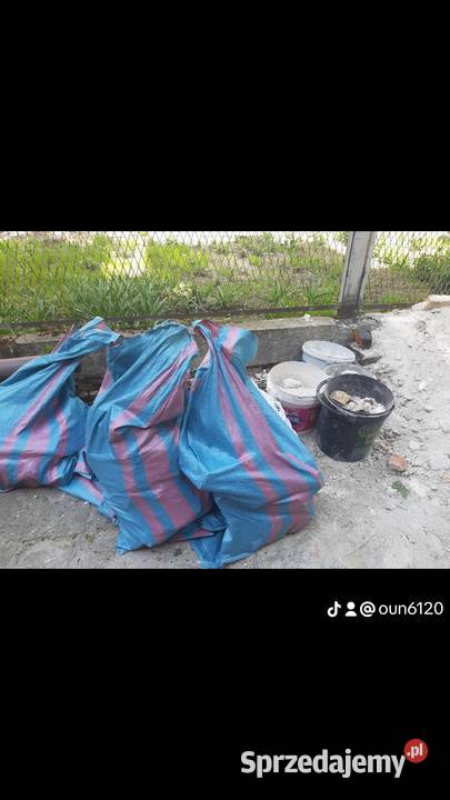 Wywóz i utylizacja śmieci odpadów meble gruzu Kraków