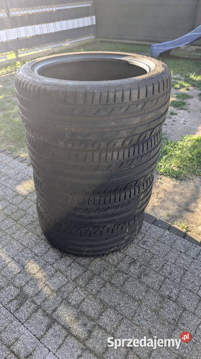 Opony letnie Taurus UHP 22545 17 4 lubelskie sprzedam
