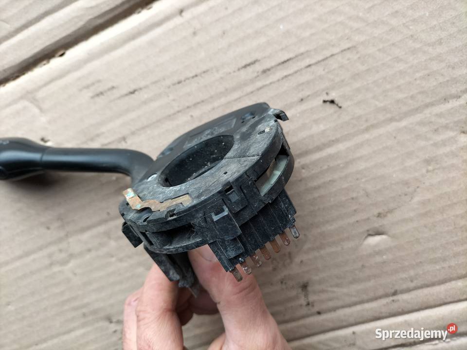 PRZEŁĄCZNIK KIERUNKOWSKAZÓW PRZEŁĄCZNIK Kamień-Kolonia