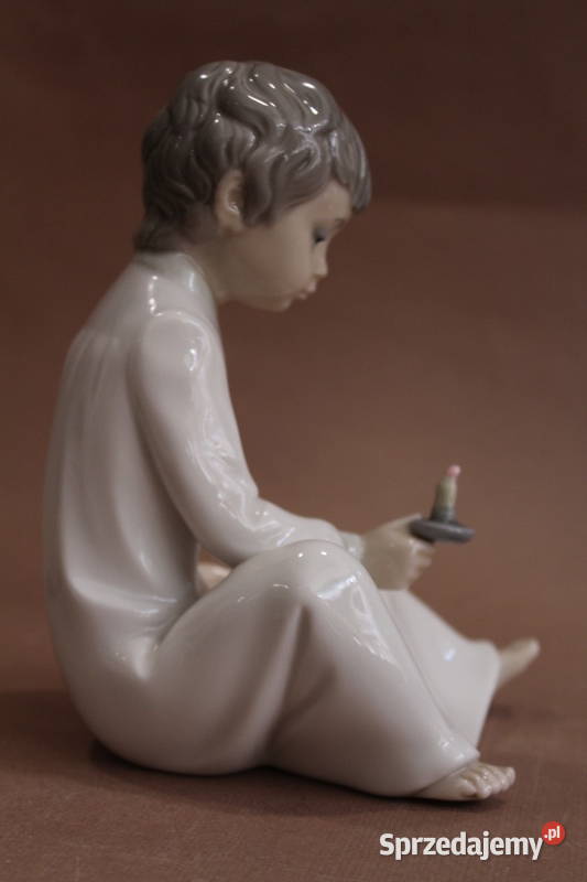Figurka chłopiec ze świecą Zaphir Szczecin