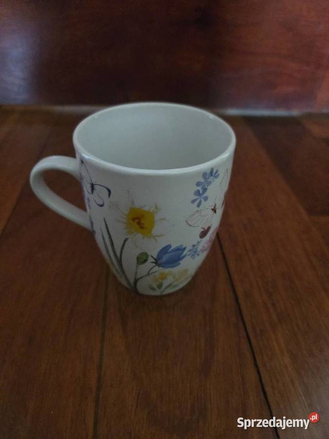 Zestaw 4 kubków stan NOWY pojemność 250350 ml Czaplinek