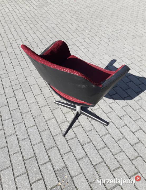 Fotel obrotowy muszelka PRL Vintage design lata pomorskie