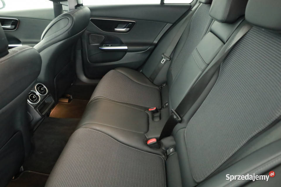 Mercedes C C 180 biały Piaseczno