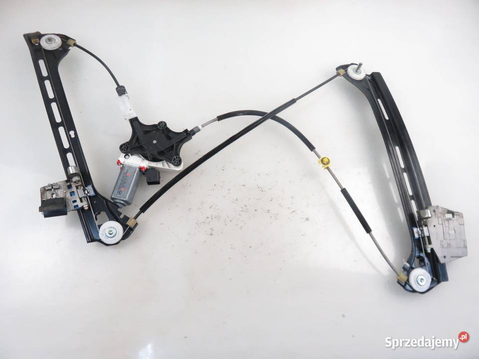 PODNOŚNIK SZYBY PRAWY MERCEDES 207 2077200246 Mechanizmy opuszczania szyb