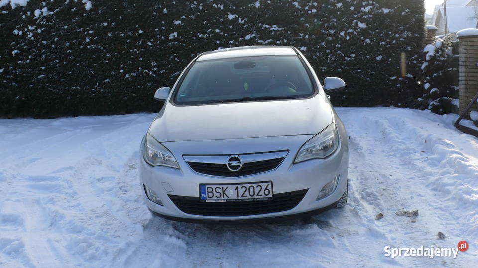 OPEL ASTRA J 16 benzyna 2011r Sokółka