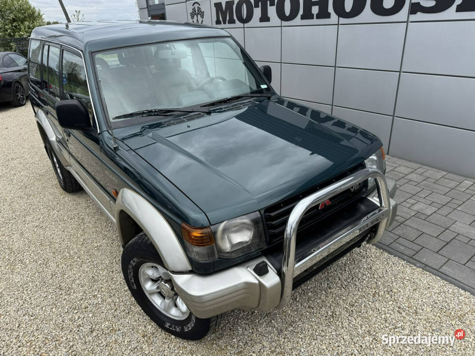 Mitsubishi Pajero dohc24 v6 3500 II 19902000 zielony Pajero Chełm Śląski