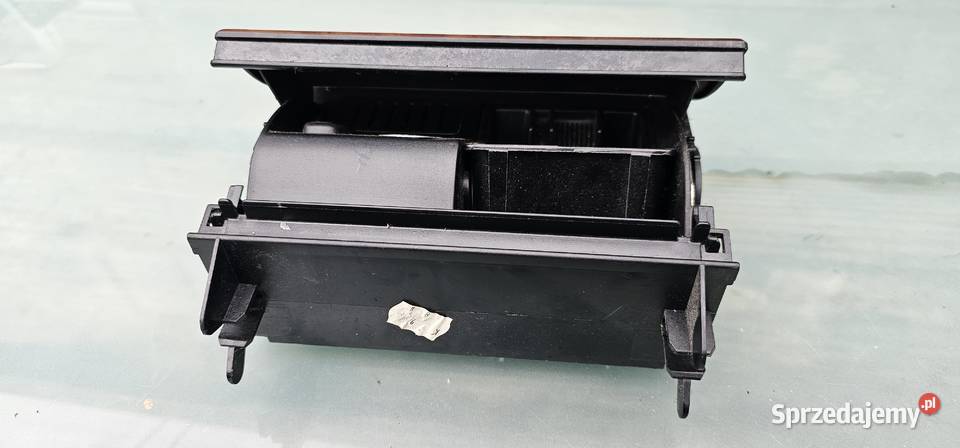 Schowek popielniczkaelegance mercedes w210 Zbąszyń