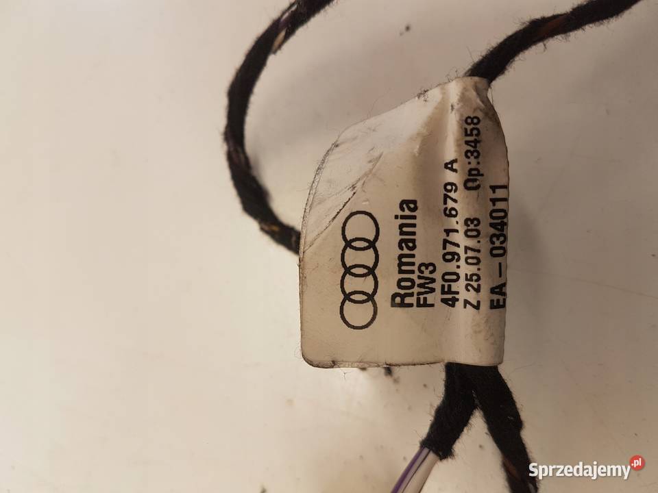 WIĄZKA SCHOWKA AUDI A6 C6 LIFT 4F0971679A osobowe Przystajń