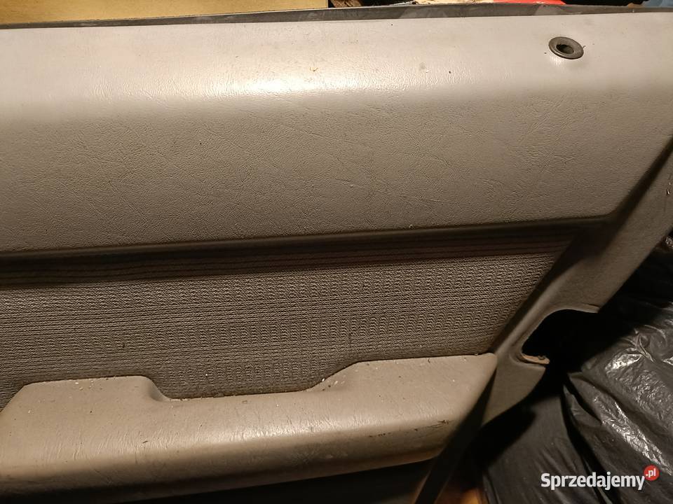 Prawy przedni boczek drzwi Mercedes 124 Katowice sprzedam