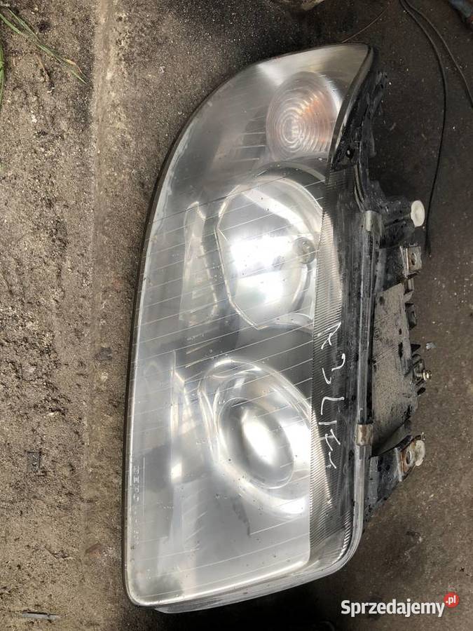 Lampy Przód LewaPrawa Audi A3 8L LIFT Lampy przednie Zbuczyn