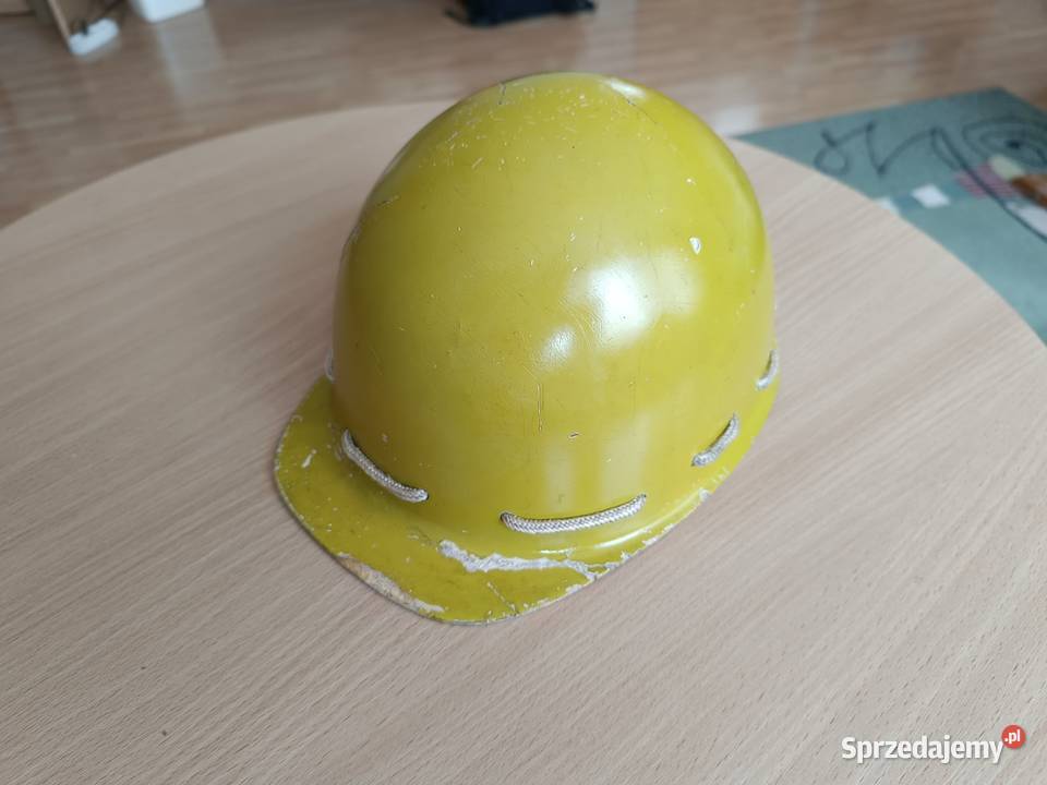 Kask budowlany hełm z epoki PRL Maliniak podkarpackie Rzeszów