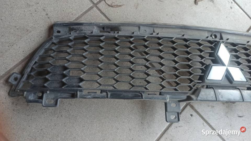 mitsubishi outlander 2 II lift grill emblemat Rzeszów