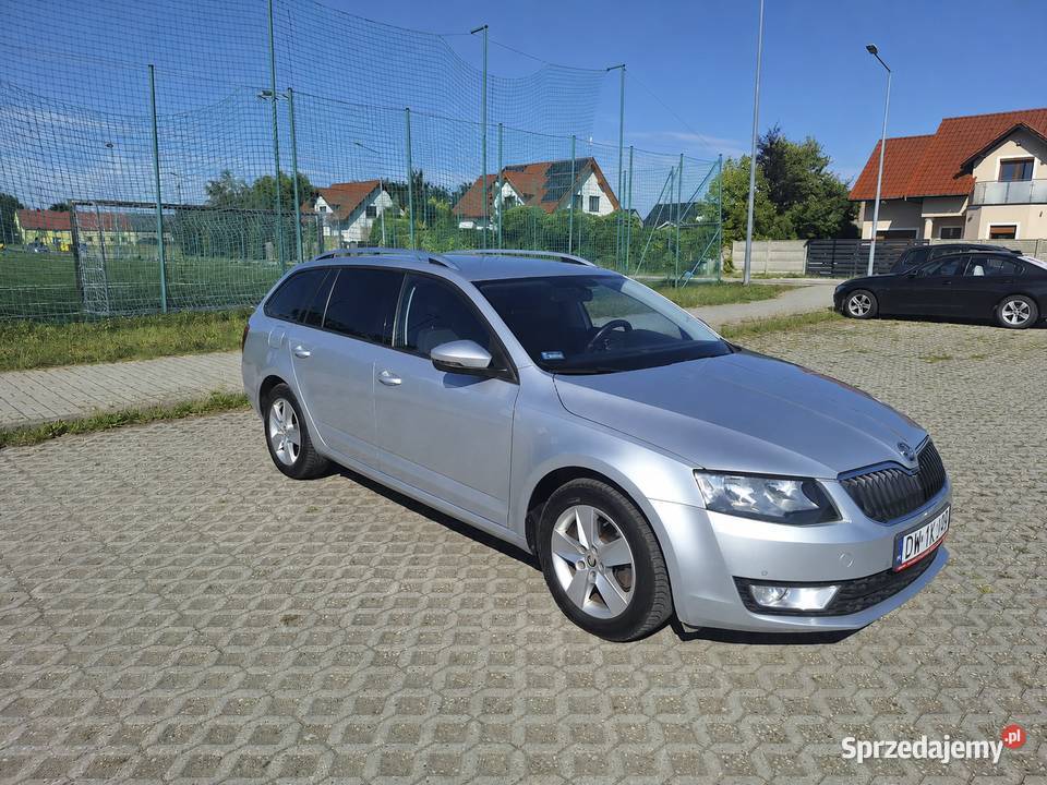 Skoda Octavia III Ambition 14 TSI 140 Salon Lutynia