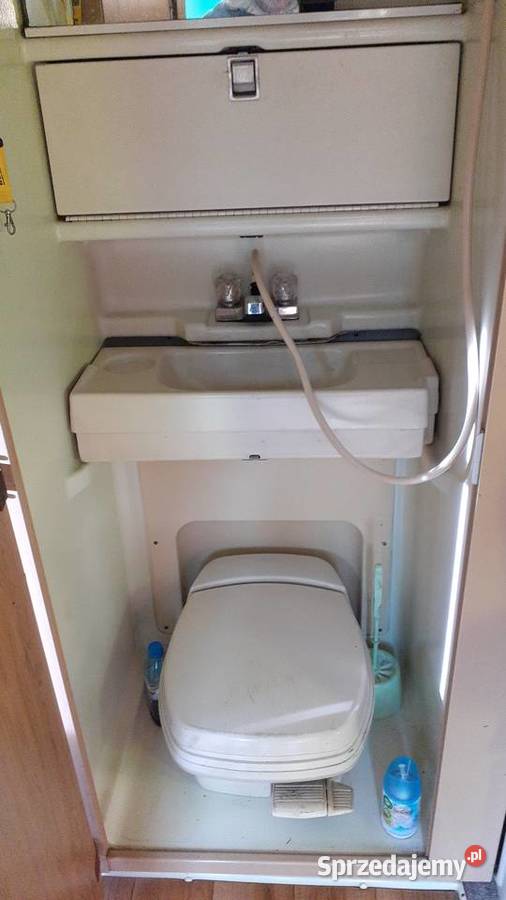 Kamper Winnebago Lesharo sprzedam