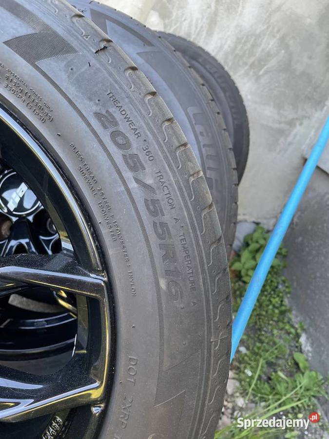 Felgi z oponami do Audi a4 b7 pomorskie Czarne