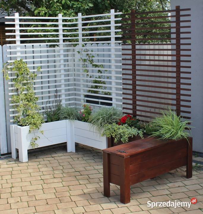 Donica Narożna drewniana na balkonowa pergola Warszawa