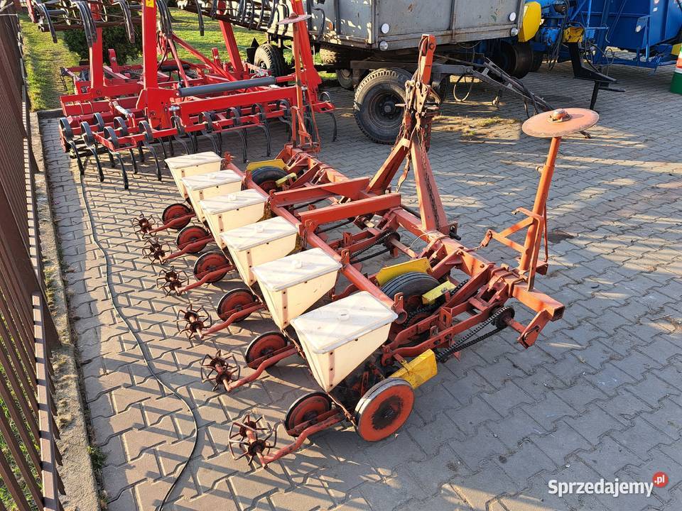 Siewnik do buraków S0412 Gama super stan Proszowice