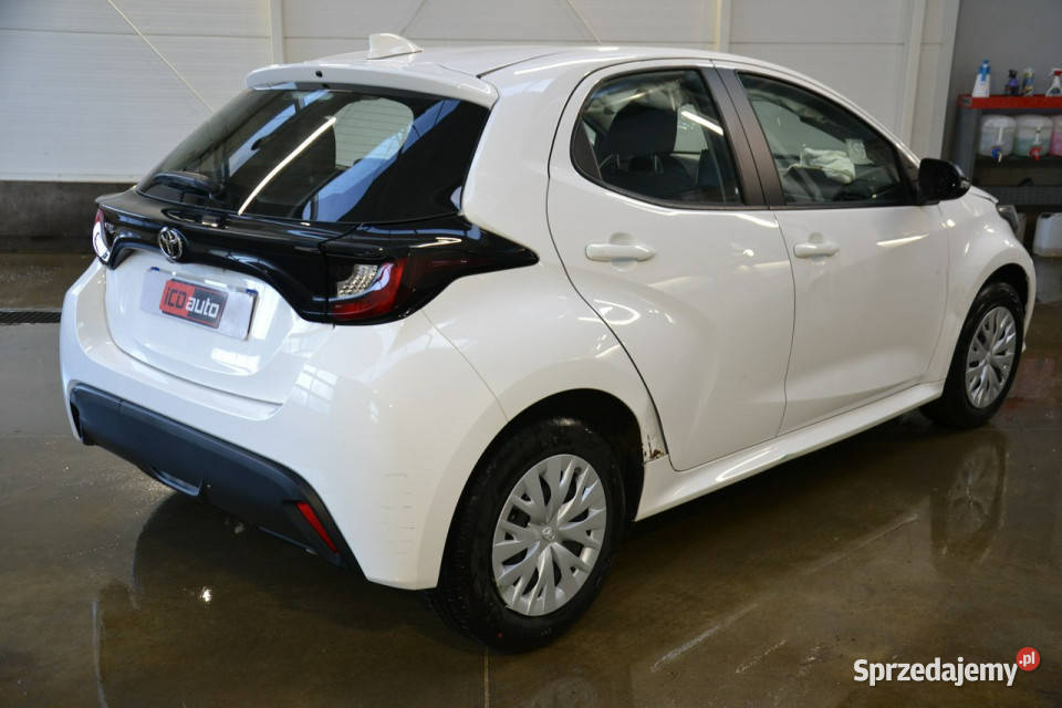 Toyota Yaris 15 benzyna 125 bez przebiegu MODEL Kęty