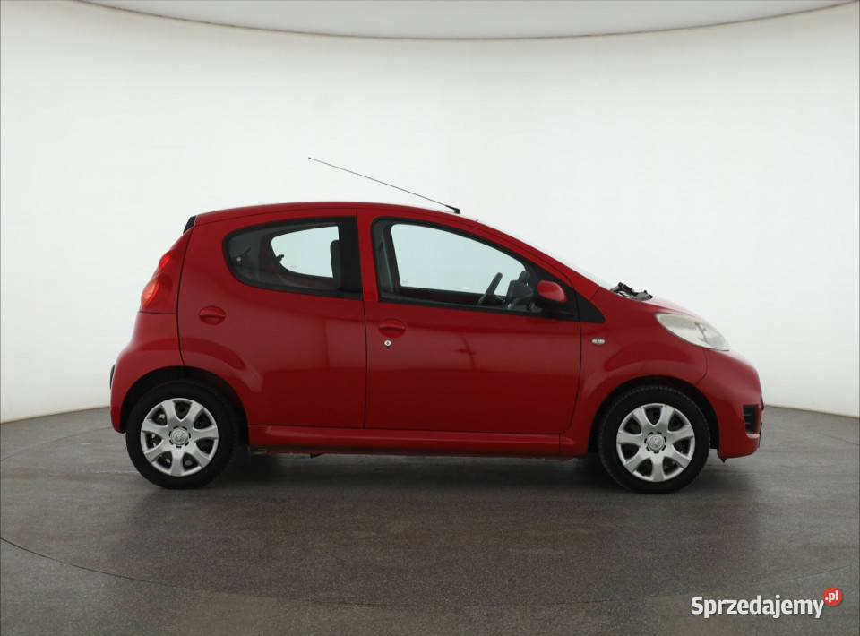 Peugeot 107 10